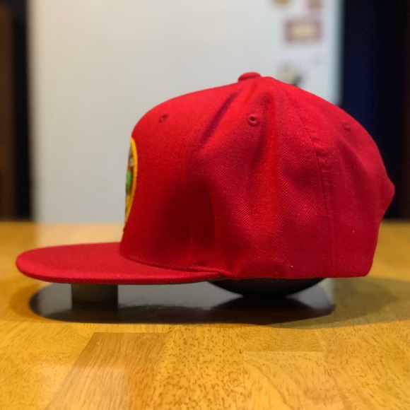 Bread over bed graphic SnapBack/Alpha Romeo emblem - Picture 2 of 4